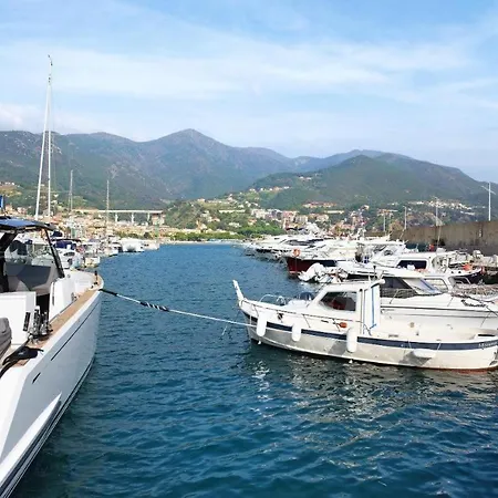 Apartment Casa Sole Luna Arenzano